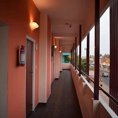 Ak Sea View Residency Hotel Pondicherry Exterior photo
